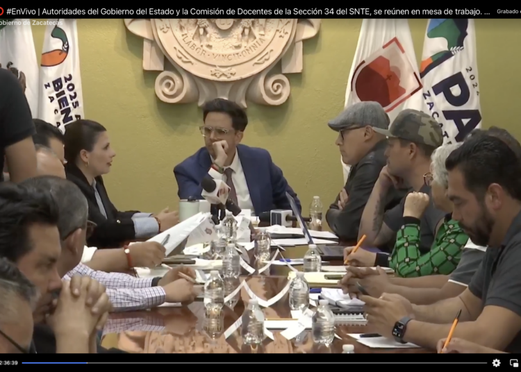 Doblan maestros SNTE a gobierno; les pagarán 1.2 MDP, pero seguirá toma de edificios públicos